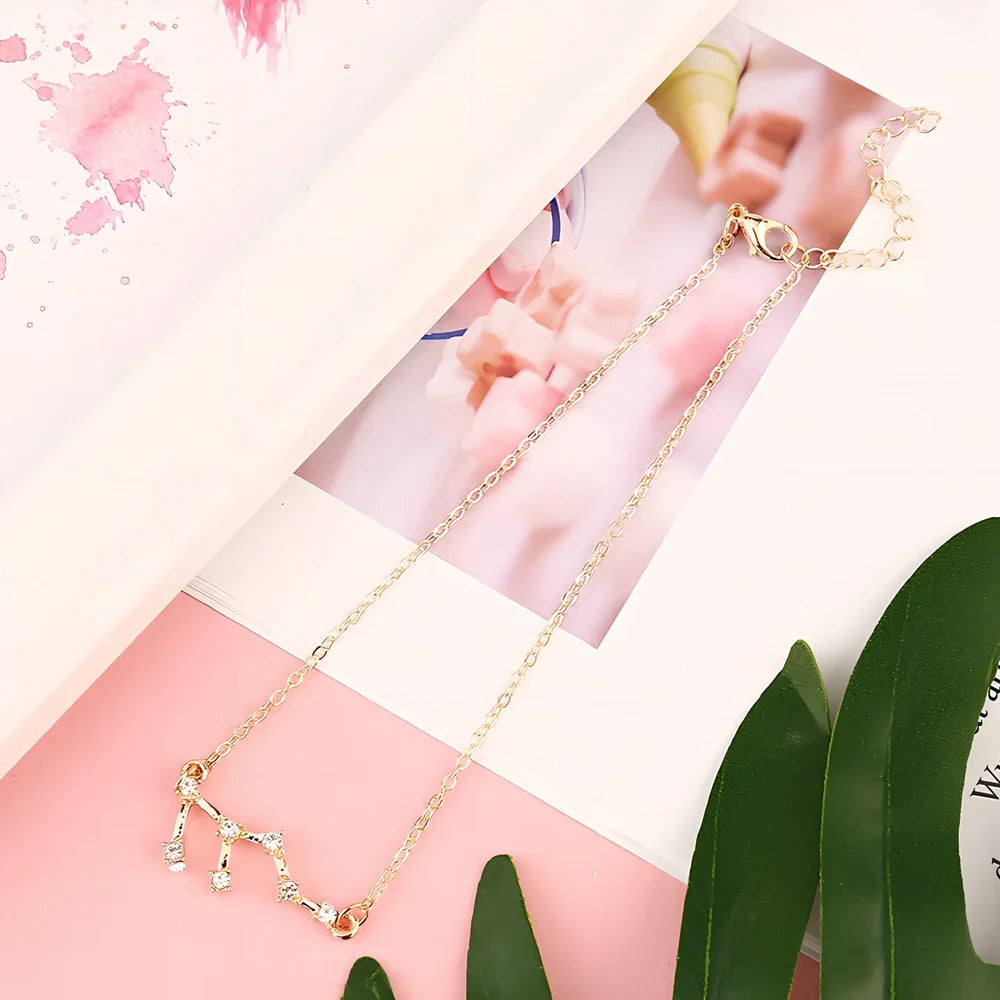 Golden alloy anklet with Aquarius constellation charm, adjustable 20-25cm length, electroplated finish for zodiac accessory
