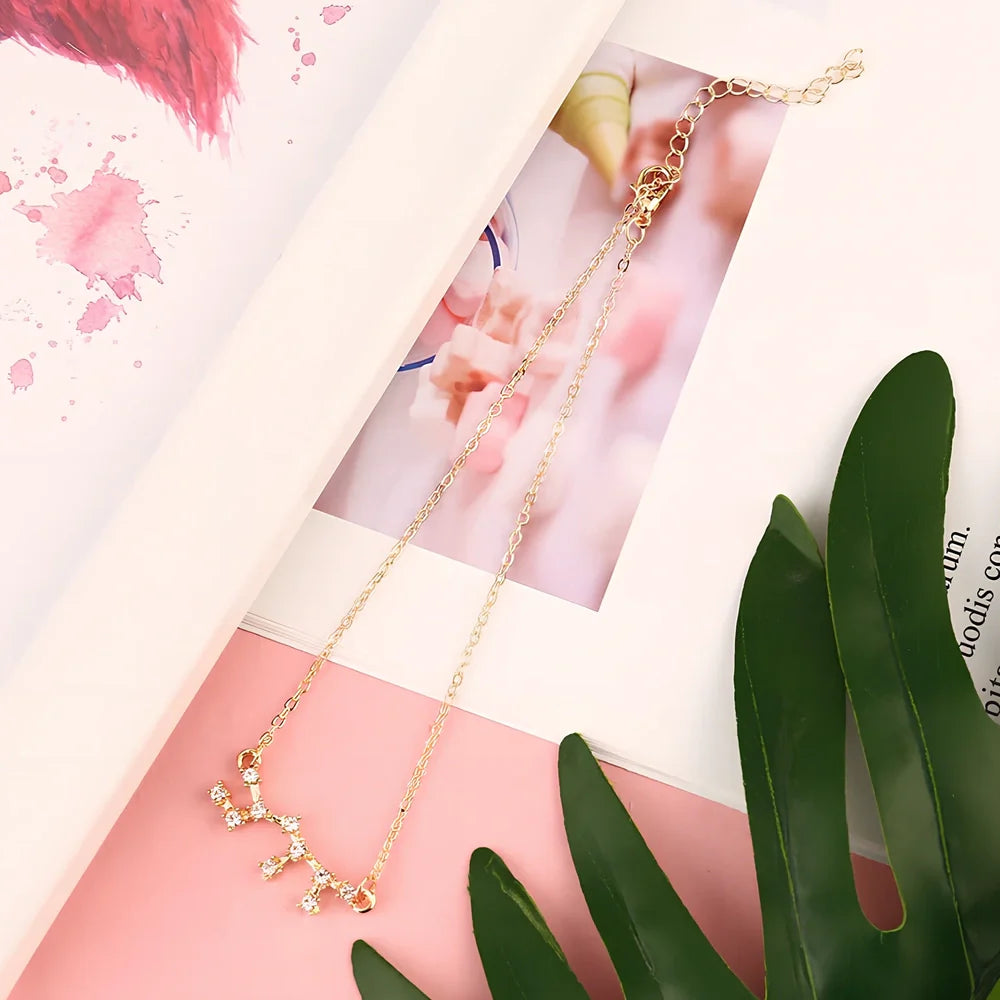 Golden alloy anklet with Aquarius constellation charm, adjustable 20-25cm length, electroplated finish for zodiac accessory