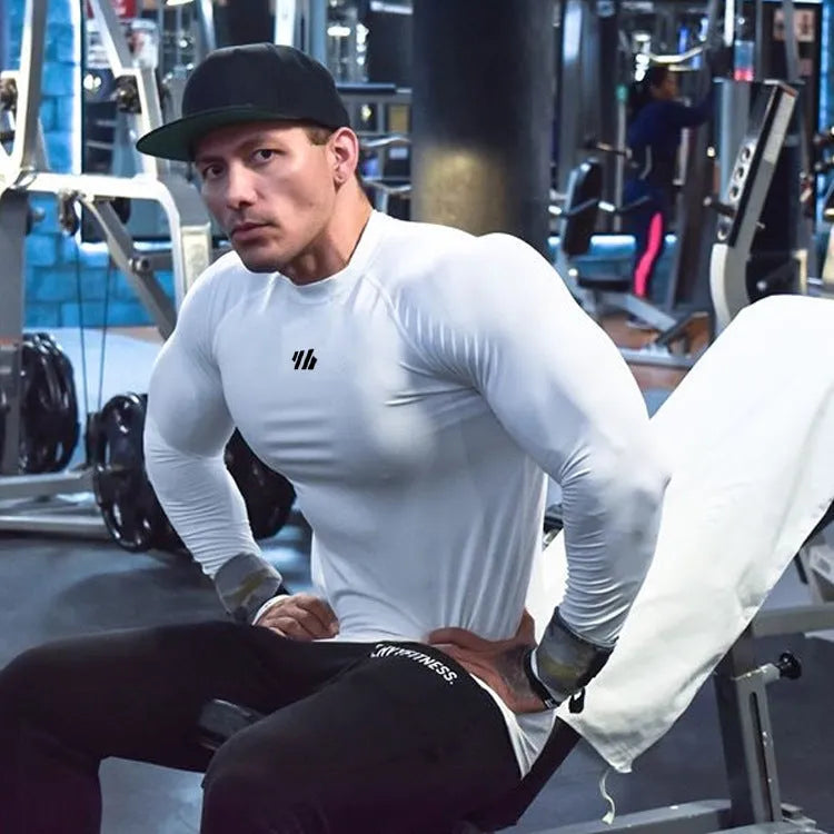 Men's fitness long sleeve quick-dry polyester T-shirt in black, round neck, for running and training
