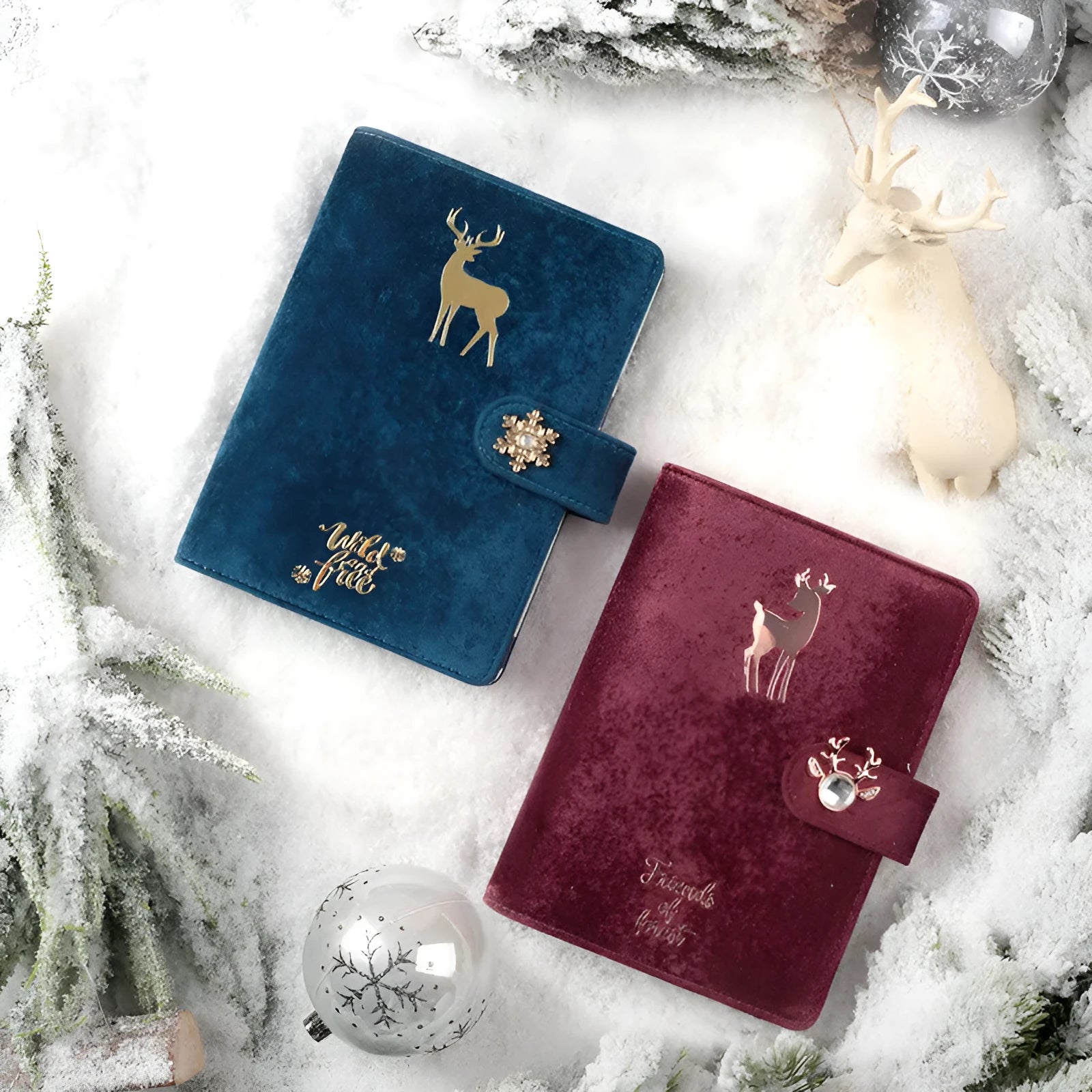 A6 cloth-covered loose-leaf notebook in velvet blue with binder binding and optional accessories