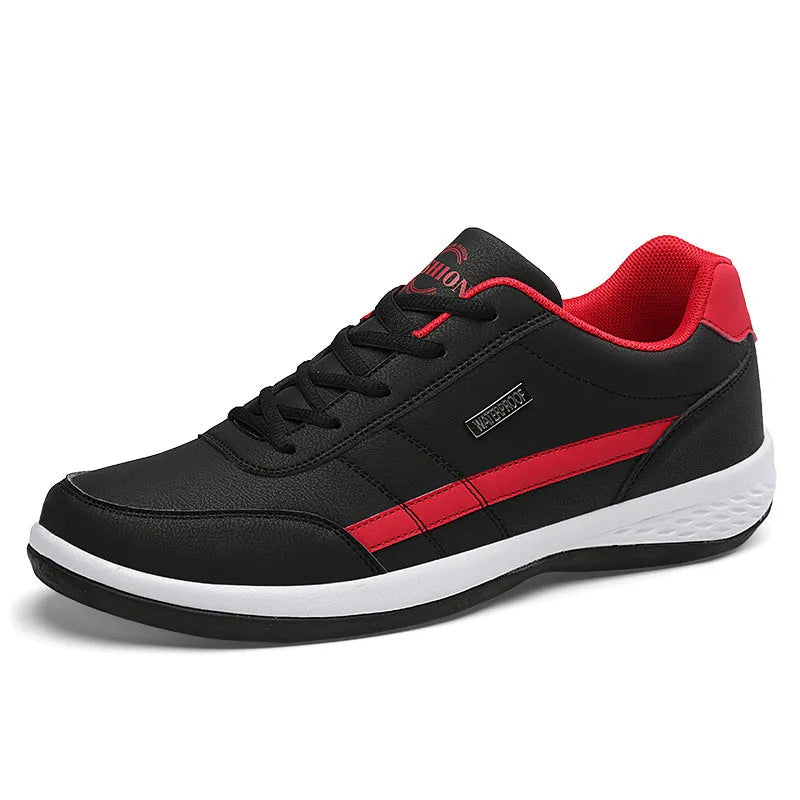 Men's vulcanized casual sneakers in black with breathable upper and non-slip sole on a white background