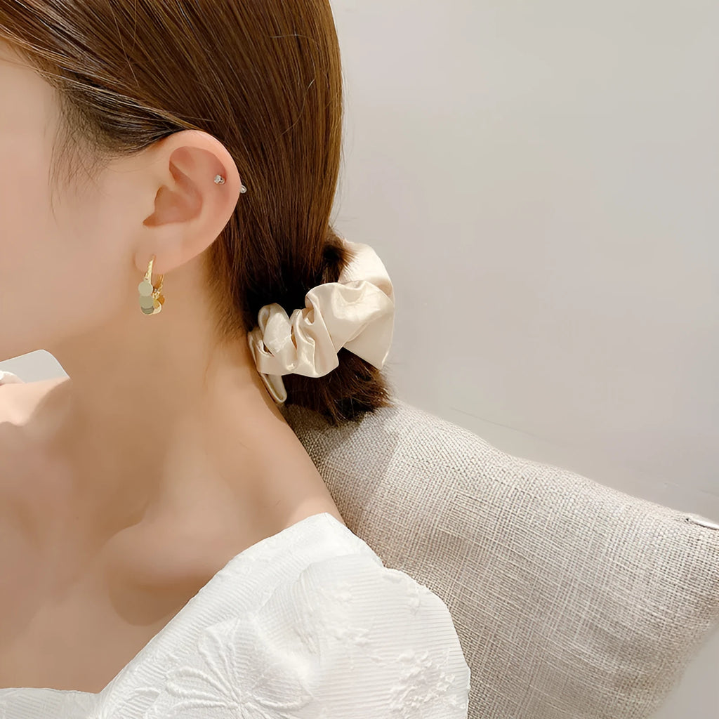 Mini wafer earrings geometric round shape 925 silver needle copper plating electroplating finish 2.5cm