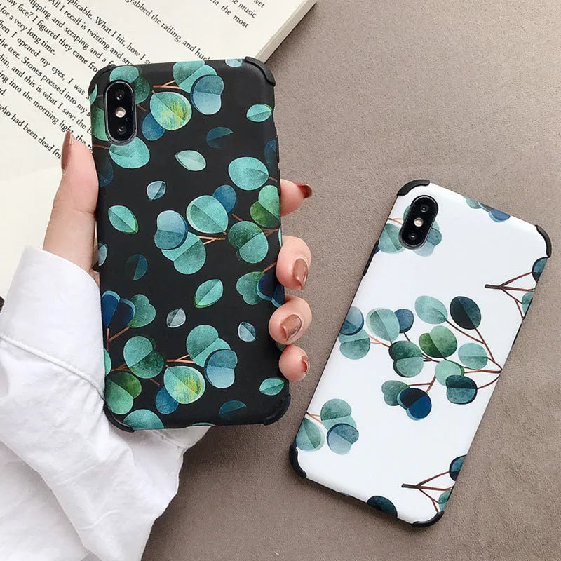 White silicone gel back cover for Apple iPhone with retro floral pattern and four-corner drop protection