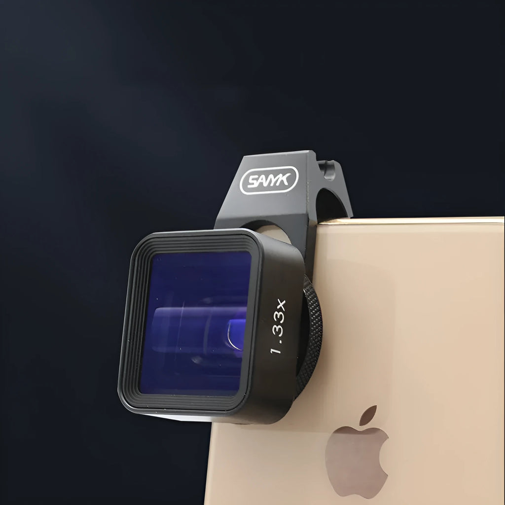 Black SANYK 1.33x anamorphic widecreen lens for mobile phones with 17mm thread.