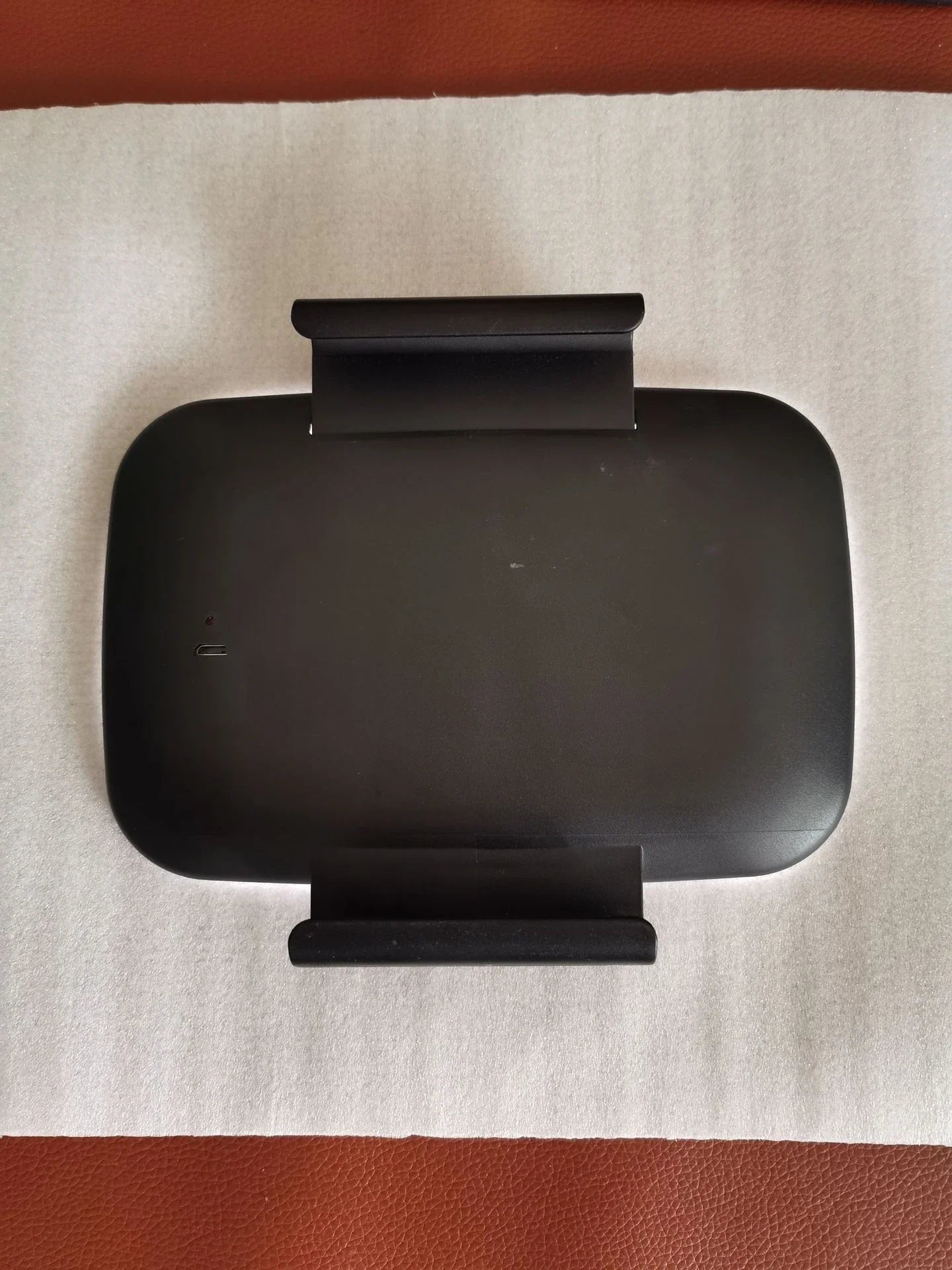 In-Car LED Make-Up Mirror with 21 LED lights and adjustable brightness