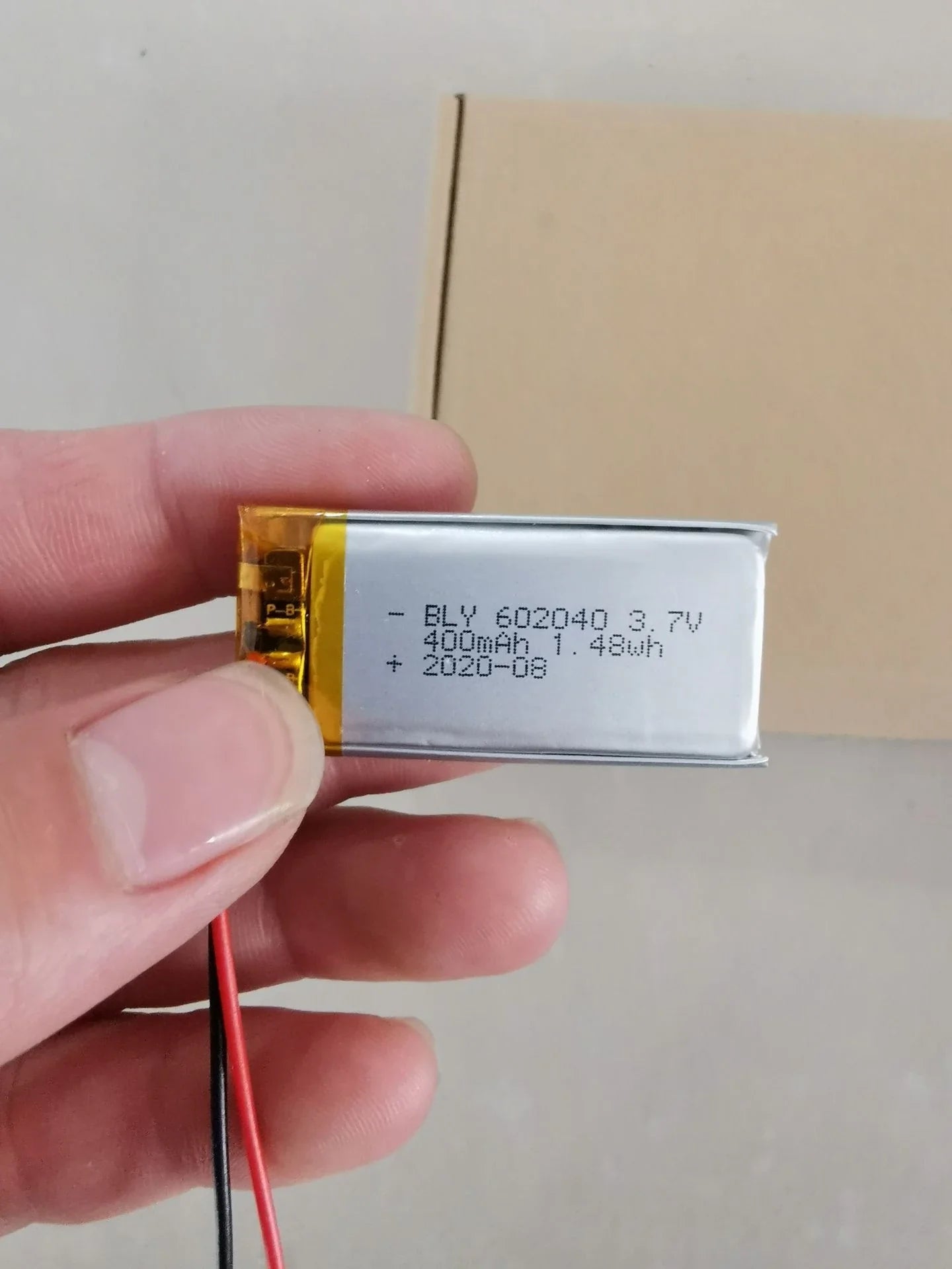 In-Car LED Make-Up Mirror with 21 LED lights and adjustable brightness