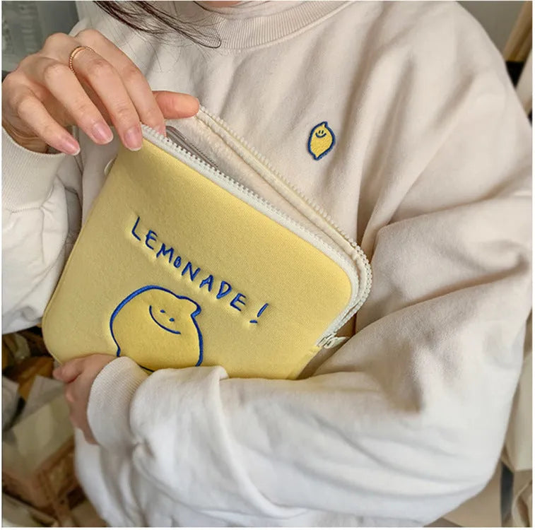 Horizontal square polyester storage bag with lemon embroidery and letter design, medium size, for Apple 11-inch or 15-inch devices