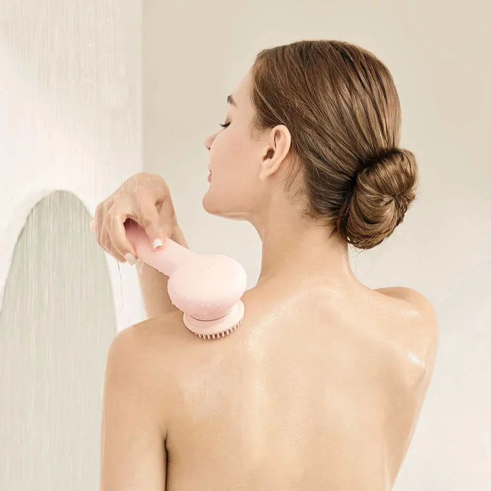 Inface electric shower brush with four rotating brush heads for back exfoliation