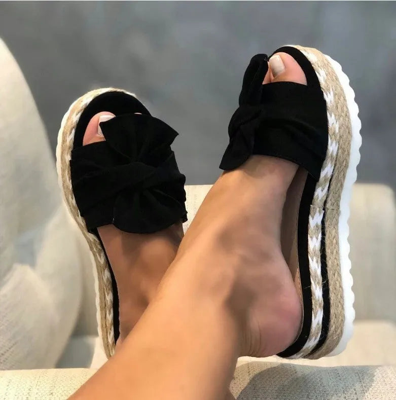 Platform wedge heel ladies bow sandals in cloth with imitation leather lining, size 35-43, multiple colours