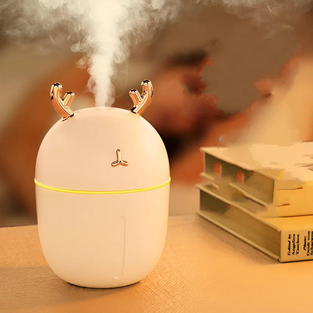 Cute pet style USB silent mini humidifier in blue with 300ml tank, compact size 84x84x127mm