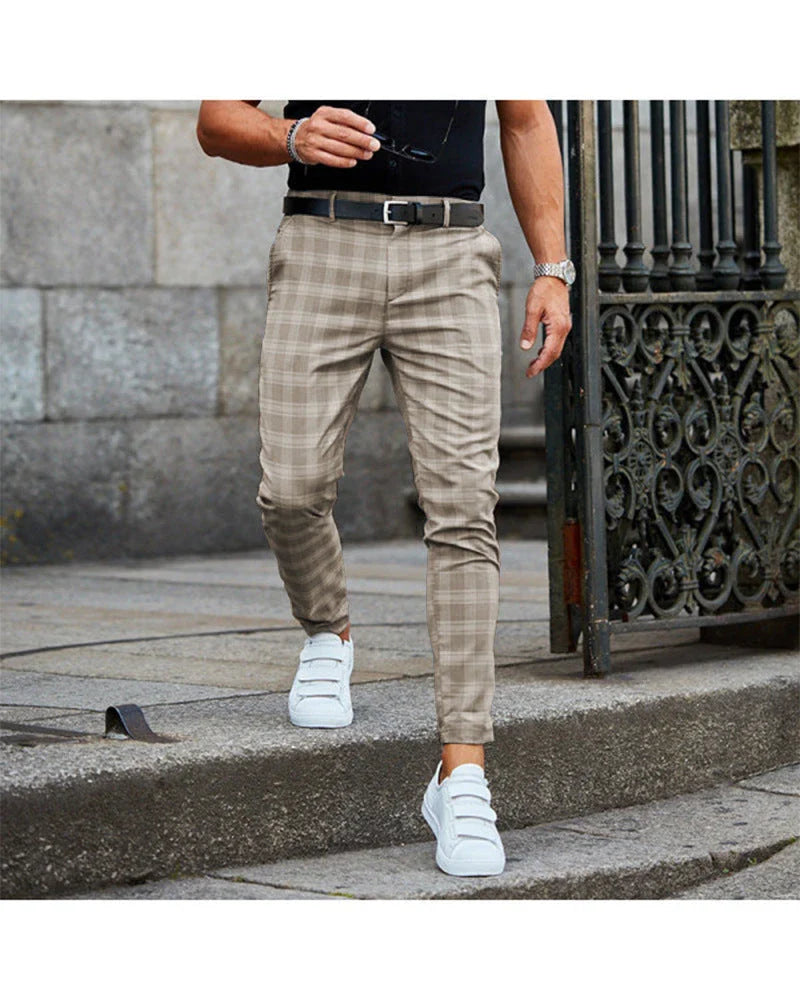 Stylish plaid casual pants for men, featuring a loose and comfortable design, available in a variety of colors