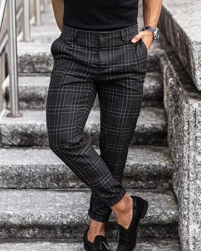 Stylish plaid casual pants for men, featuring a loose and comfortable design, available in a variety of colors