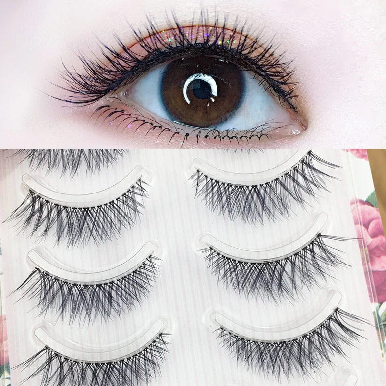 Soft false eyelashes with transparent stems measuring 1cm to 1.5cm length for natural enhancement