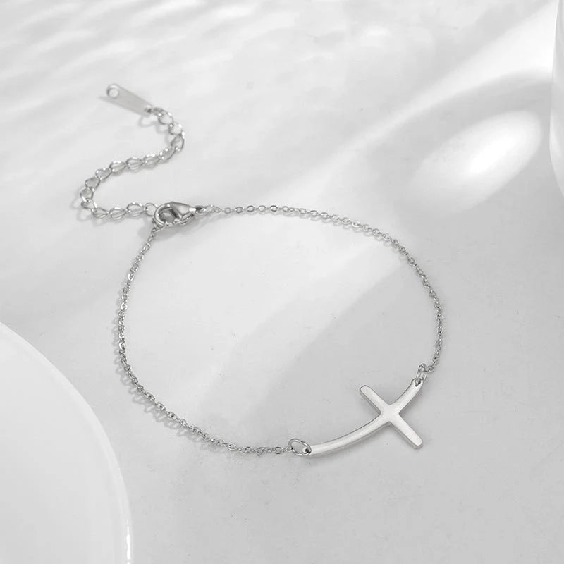 Simple Cross Bend Bracelet in stainless steel with adjustable chain and cross pendant