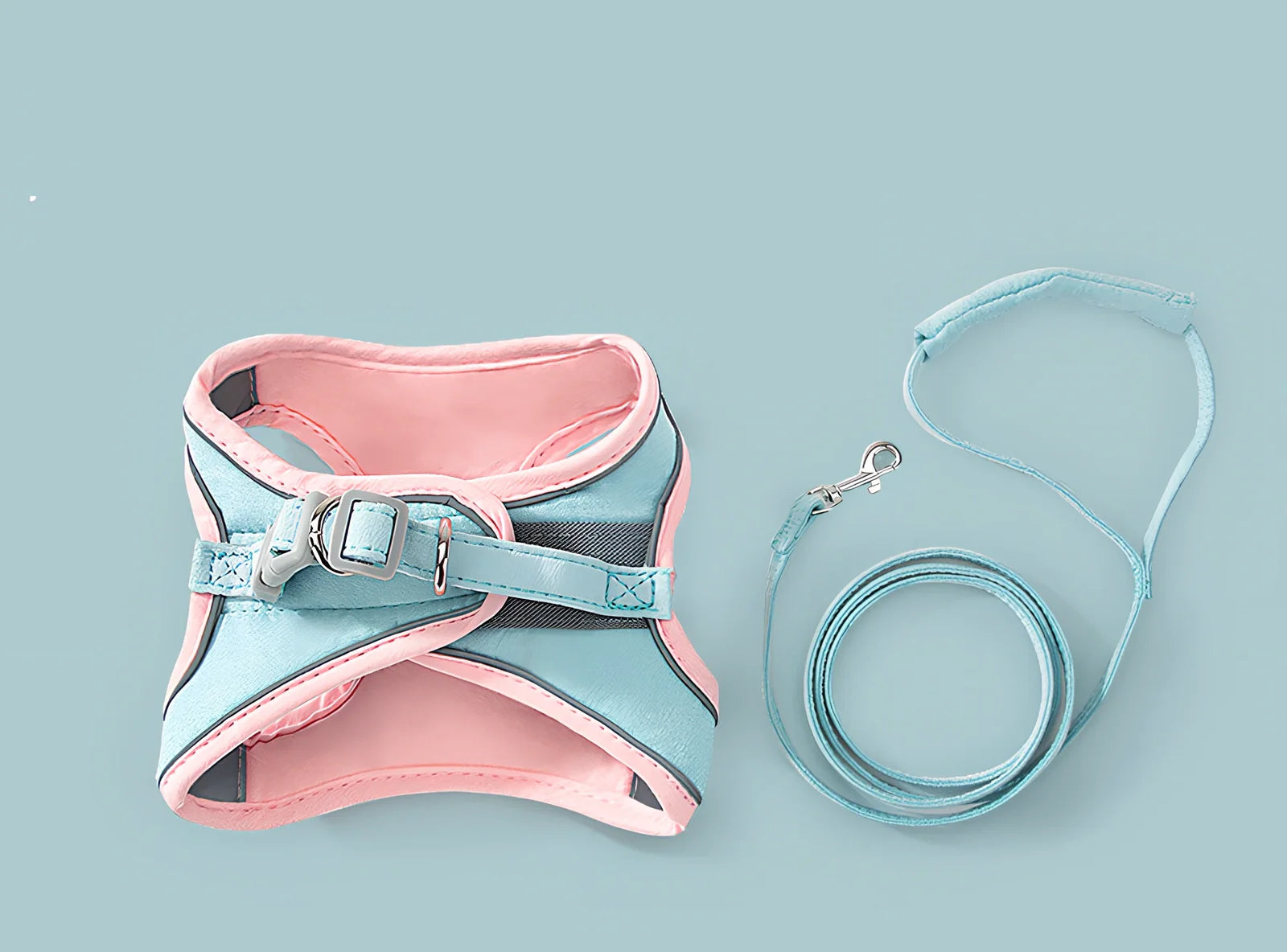 Green-orange stitched cat traction rope chest strap with reflective strips, sized S-XL for pets up to 30 kg, 360-degree wrap for secure leads