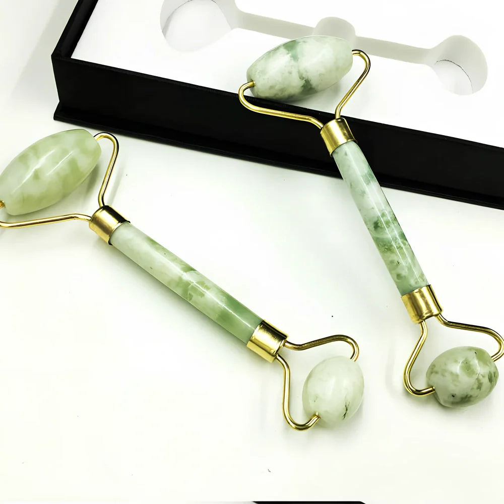 Double-headed Xiuyu jade facial massage roller, 20 cm long, for skin decongestion and cooling relief