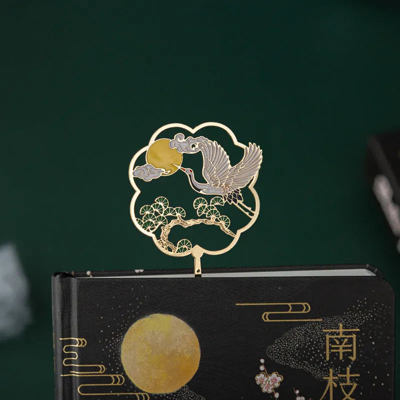 Chinese style feather pen and notebook gift set with metal sheath, showing pens in four colour themes.