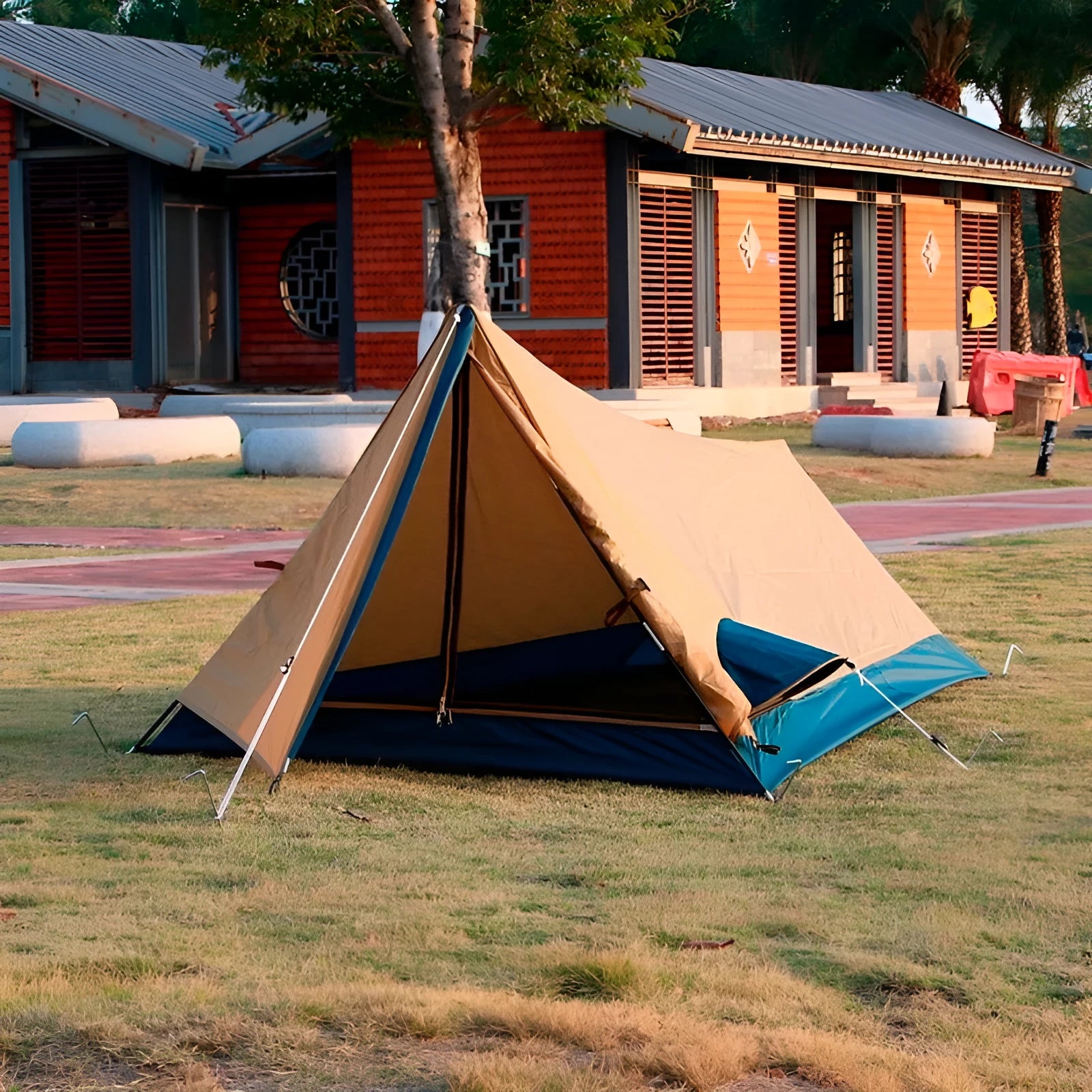 Single yellow outdoor tent with carbon fibre frame, 211x122x91 cm, for solo camping