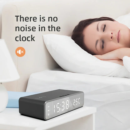 Silver wireless charger clock with HD thermometer display and mirror surface, 9V 1500mA output