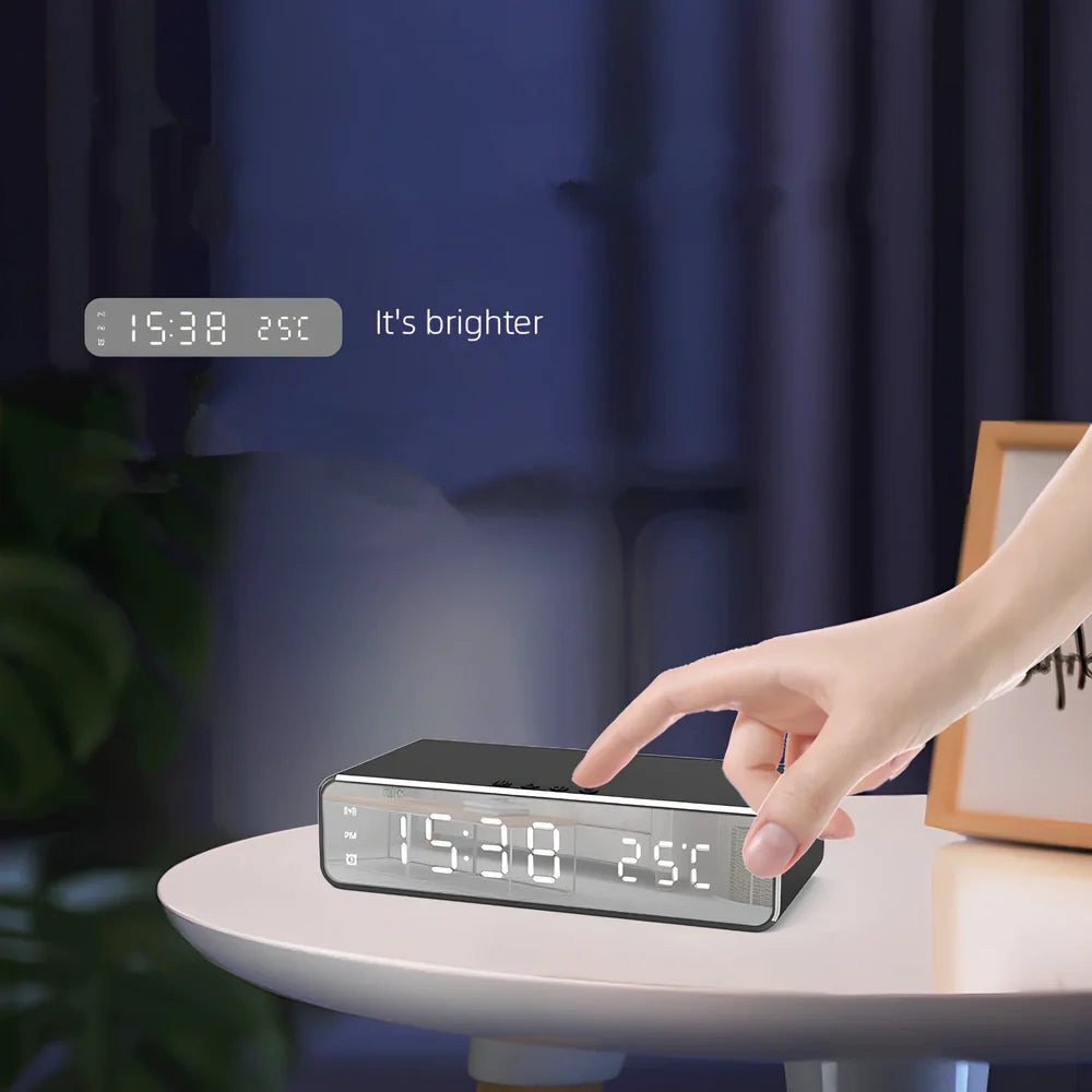 Silver wireless charger clock with HD thermometer display and mirror surface, 9V 1500mA output