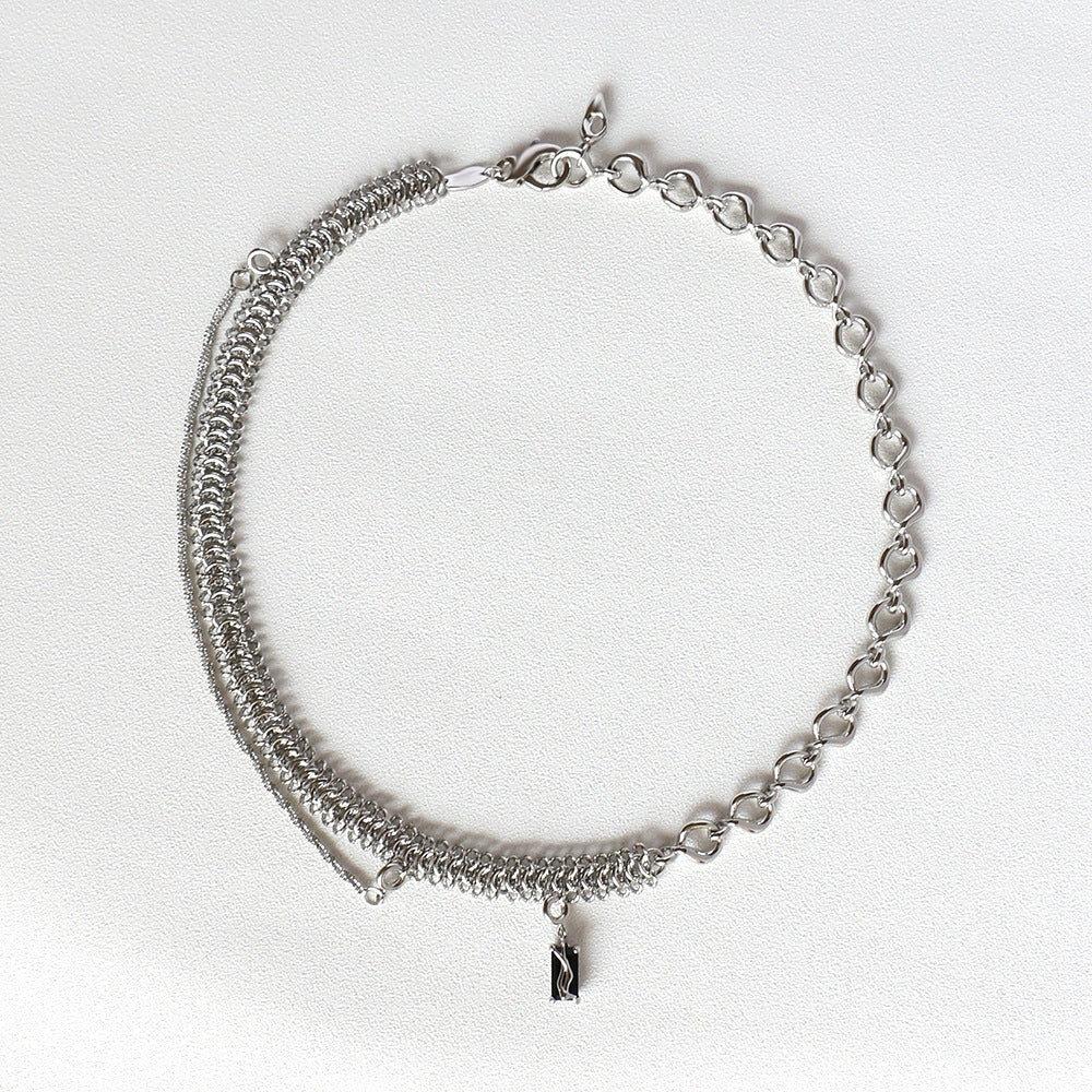 Frosty Wind Necklace: Platinum plated clavicle chain with unique stitching detail