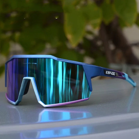 Cycling glasses with polarized lenses and TR90 frame, including four interchangeable lenses for various light conditions