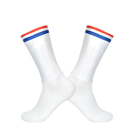 Aerodynamic cycling socks in black white with non-slip silicone and 50% nylon for men and women, team version