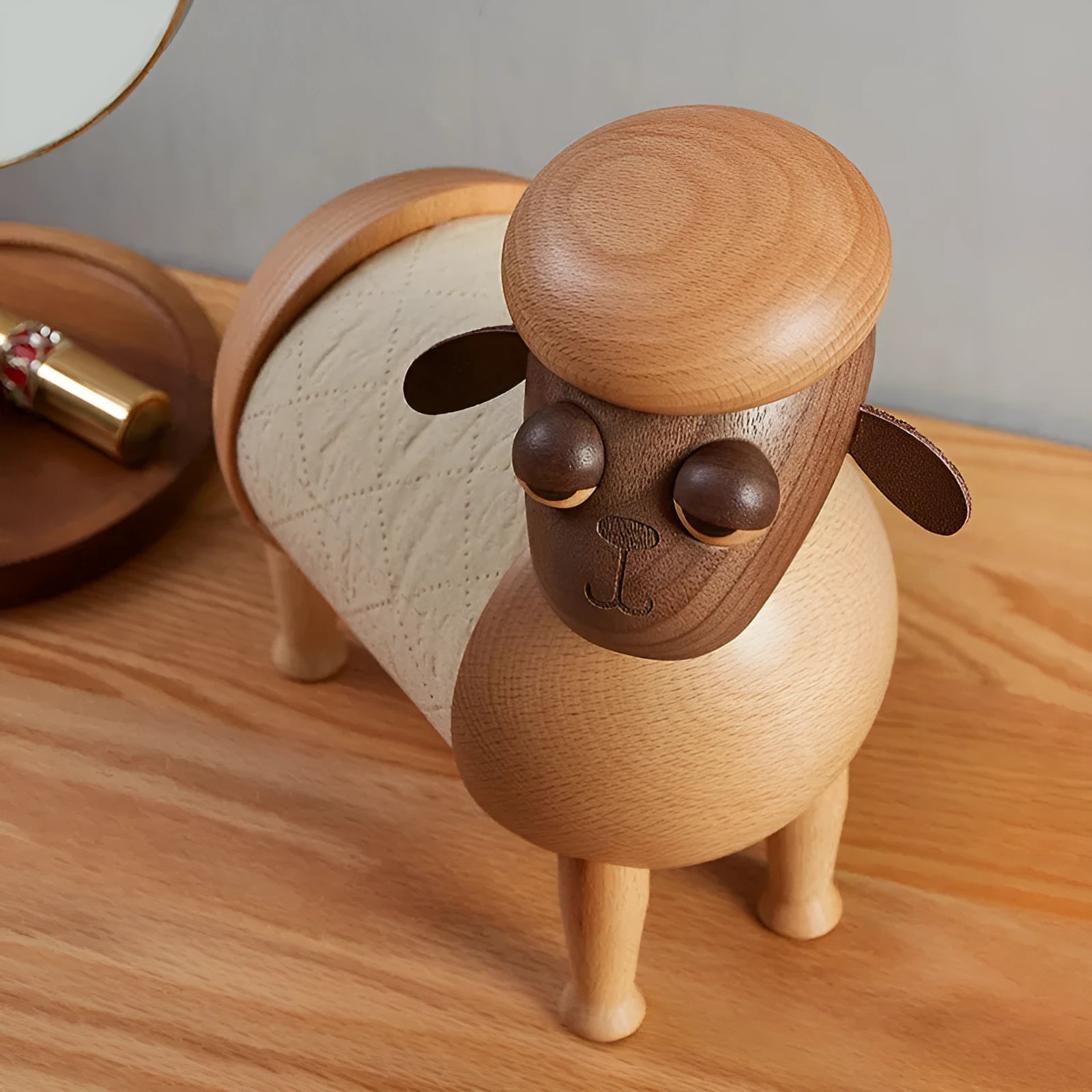 Solid wood tissue holder with perforated lid in Nordic style for home living room table