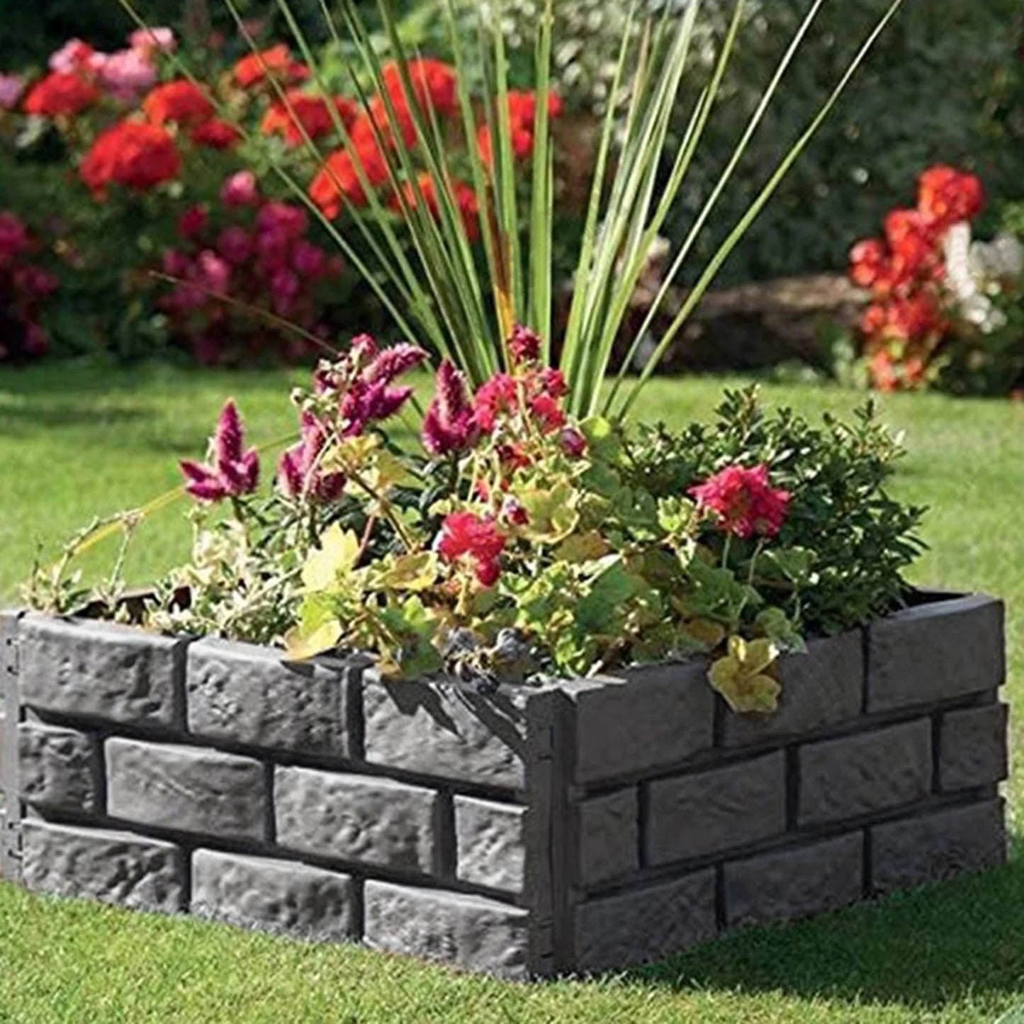 Rectangular plastic garden fence with imitation stone effect in grey