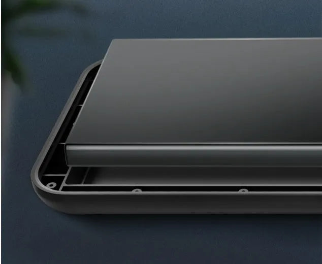 Black ultra-thin TPU wireless back clip battery for iPhone 12 with a multi-port output.