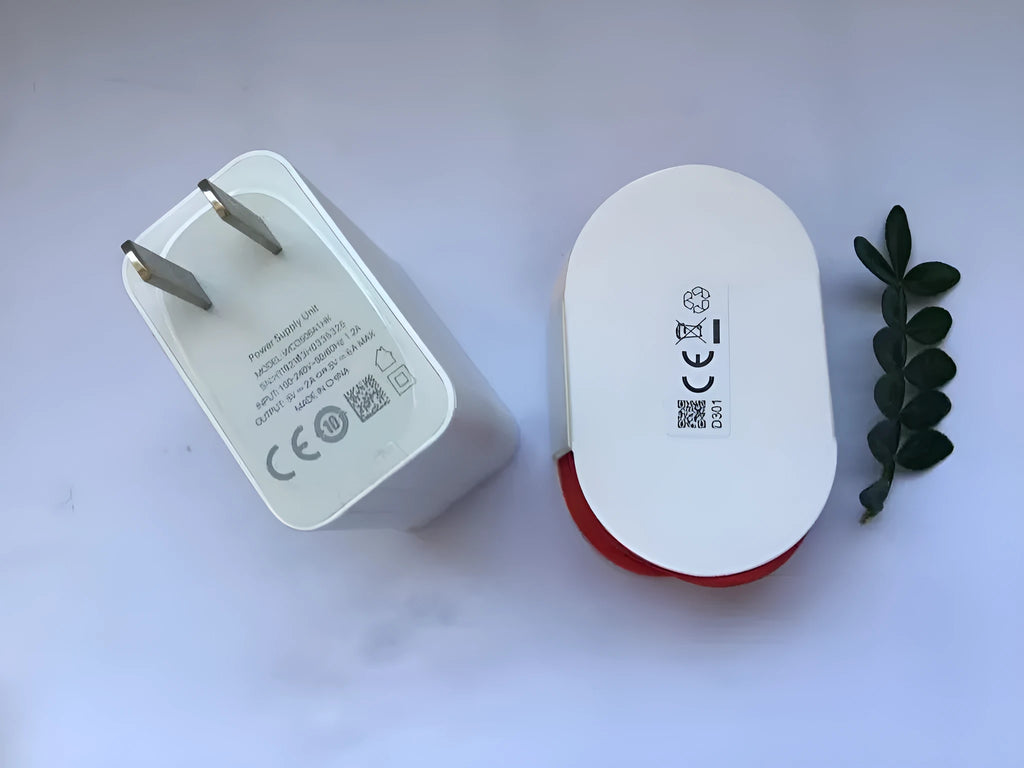 30W USB flash charger and 6A data cable set with 1-metre cord and charging head