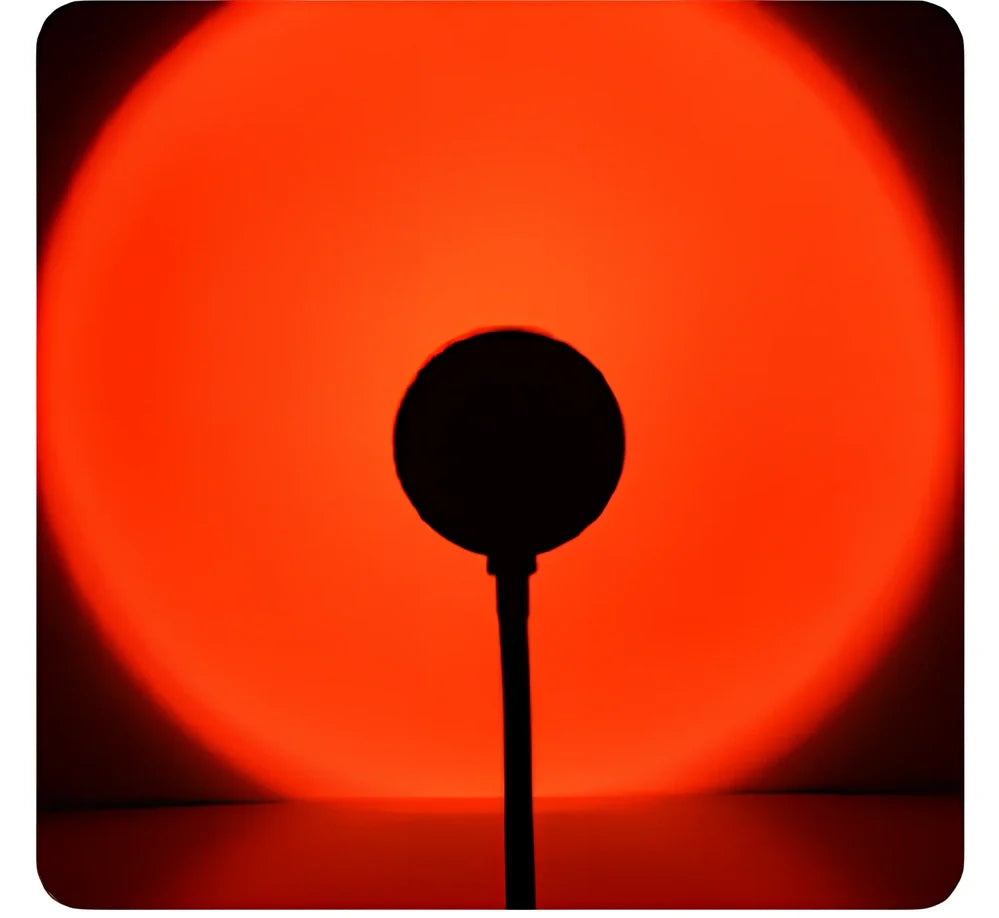 Adjustable sunset projection lamp with iron shell, 80x100x270mm, projecting 4 light modes on wall via USB 5V power