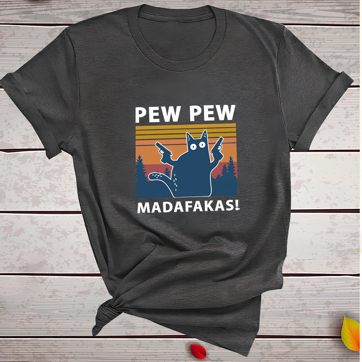 Short sleeve printed Maddakas T-shirt in navy blue, loose fit with round neck and hedging hems, sizes S to XXXL