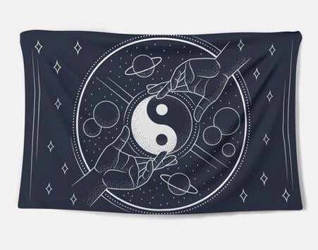 Vibrant polyester tapestry with digital thermal transfer technology for durable home decor