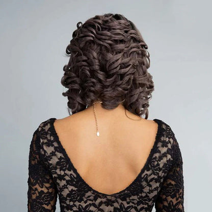 Black synthetic wig with wave pattern, oblique bangs, heat-resistant fibres for 180°C styling