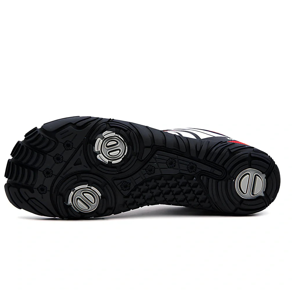 Breathable mesh outdoor wading shoes in black with rubber sole for beach and hiking, sizes 35-46