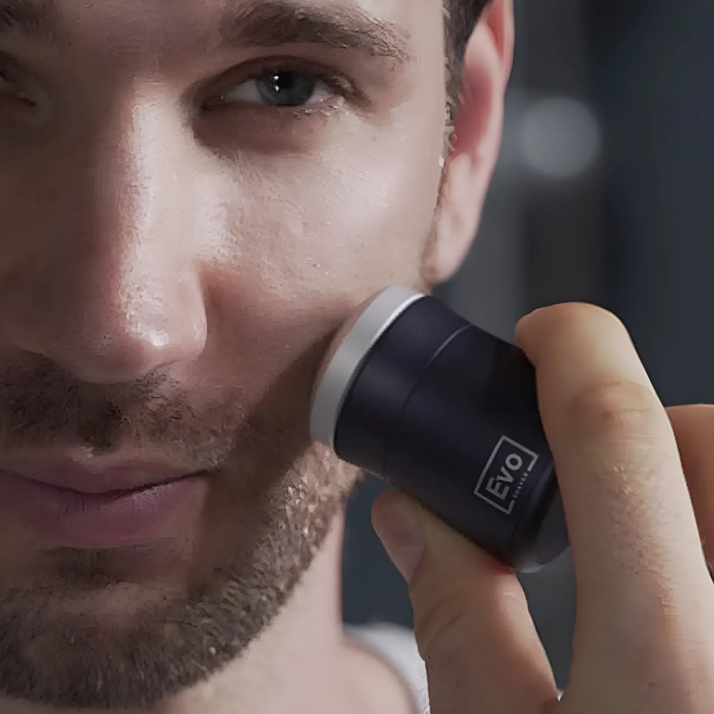EVO SHAVER electric portable shaver in space blue with rotary 3 heads and Type C charging port