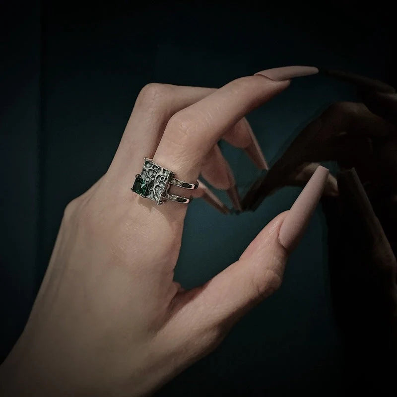 Vintage square dark green diamond S925 sterling silver adjustable ring with geometric design