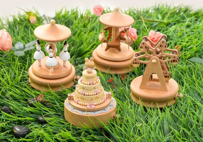 Innovative rotating wooden music box with Yunsheng movement, European-style design