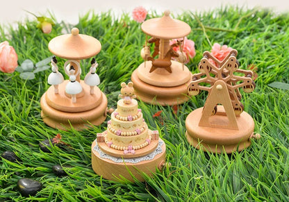 Innovative rotating wooden music box with Yunsheng movement, European-style design