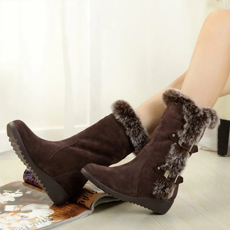 Brown women's winter fur mid-calf snow boots with round toe and low heel