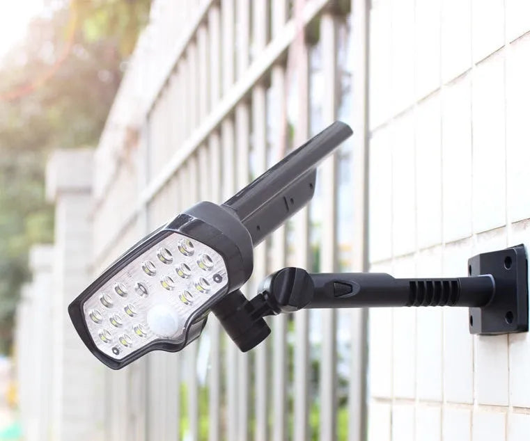 Black solar outdoor LED garden light with 17 beads, 6000-6500K, IP65 waterproof, 206x113x92mm