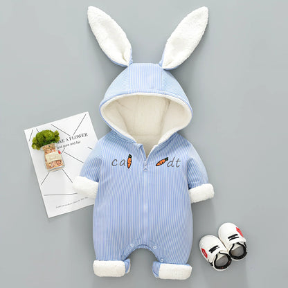 Baby winter jumpsuit with detachable hood in 95% cotton, available in pink and light blue colours