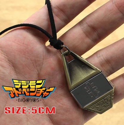 Adjustable magnetic pendant necklace with durable nylon rope and sleek metal pendant