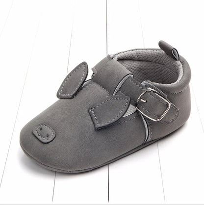 Cartoon animal baby shoes with non-slip soft bottom for spring and autumn wear