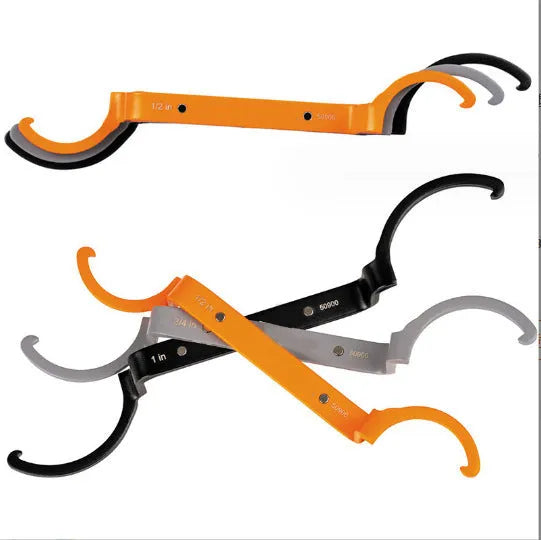 Crescent magnetic suction wrench set with three colour-coded tools for medical catheter procedures