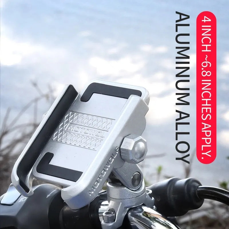DEROACE aluminium alloy bicycle phone holder on handlebar with smartphone mounted