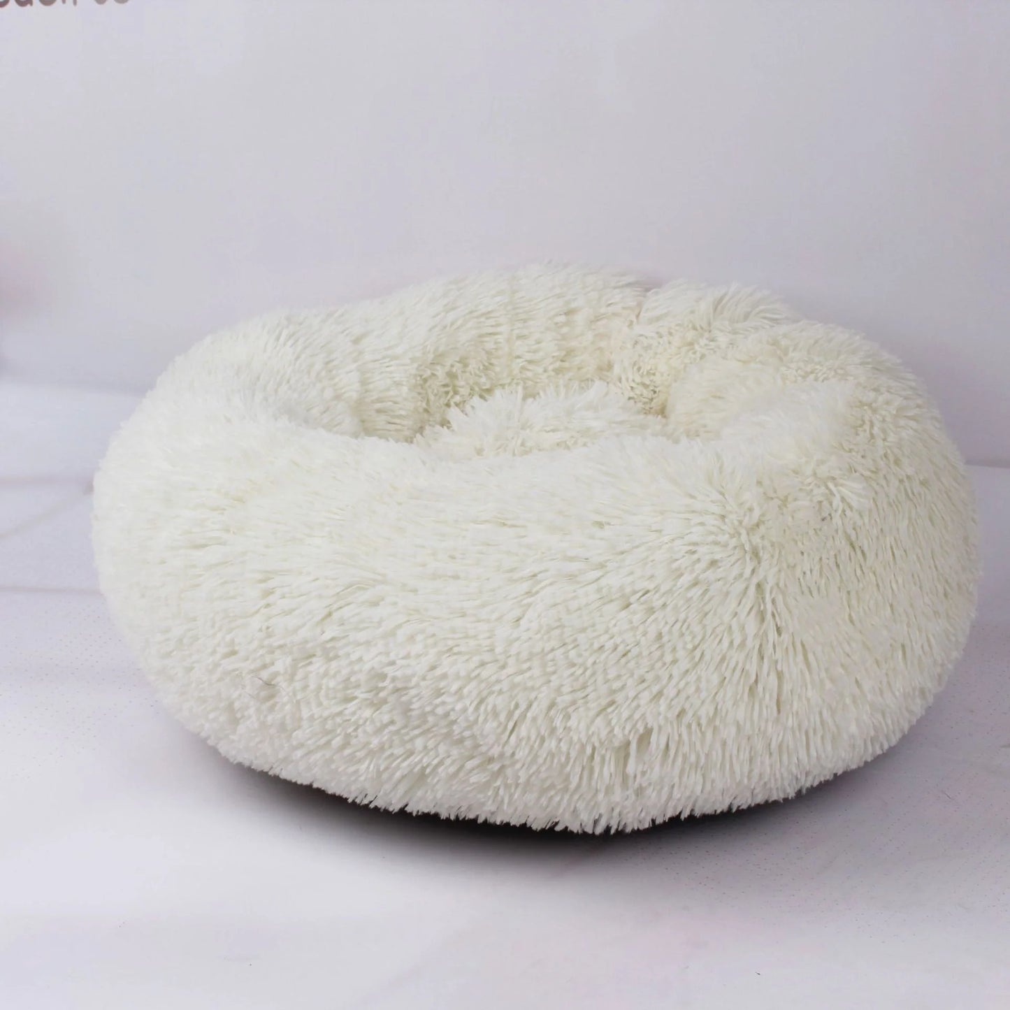 Plush pet nest in various colours and sizes for ultimate pet comfort