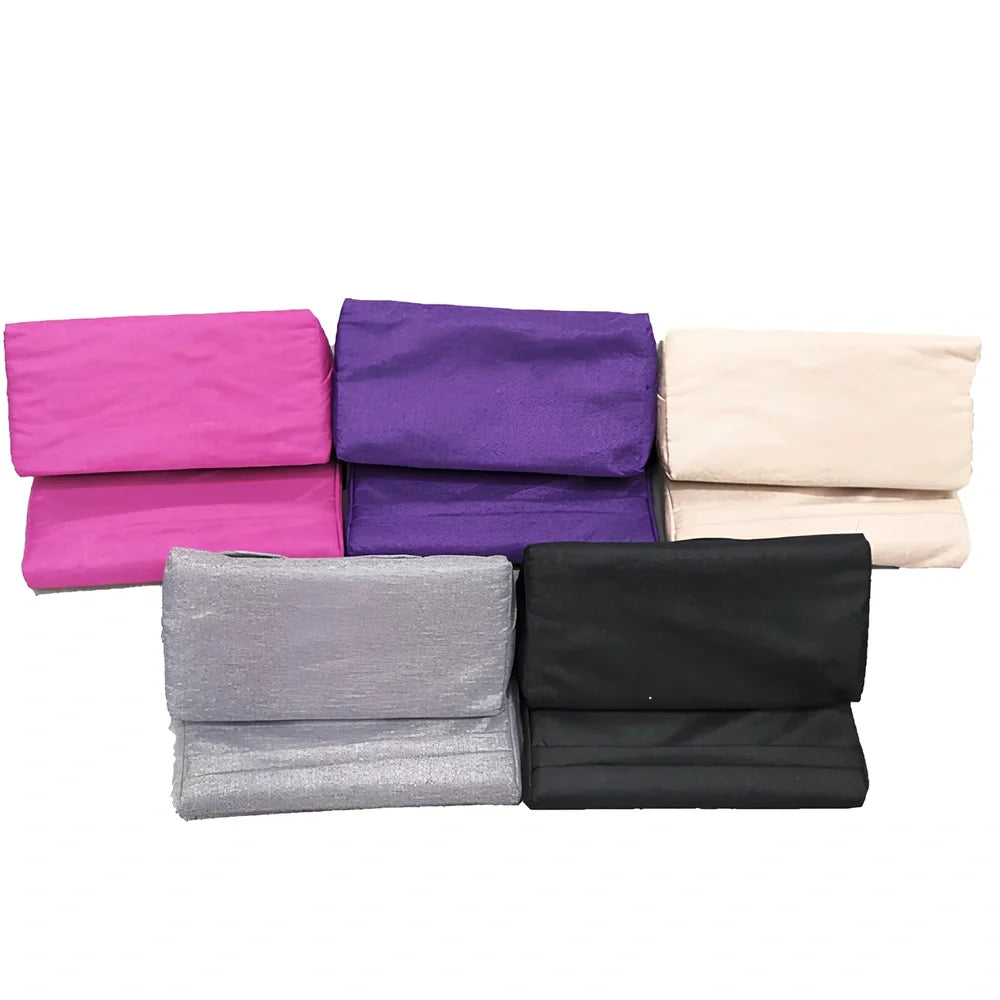 Candy-shaped beige tablet support pillow made of slow rebound foam, height over 25cm, for stable phone and tablet holding