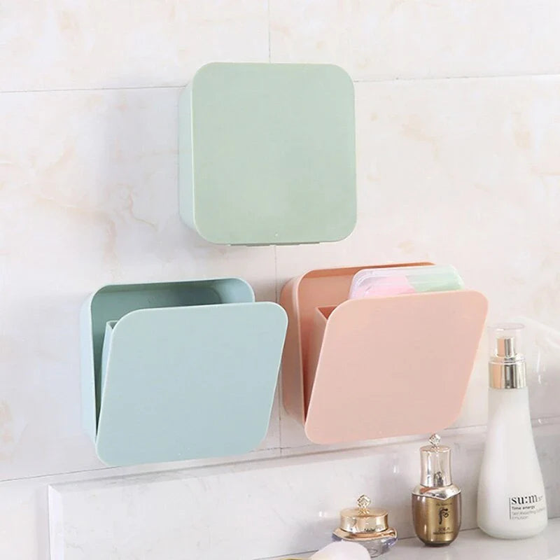 Stylish PP plastic display shelf in Nordic-inspired colours for makeup, trinkets, and home organization